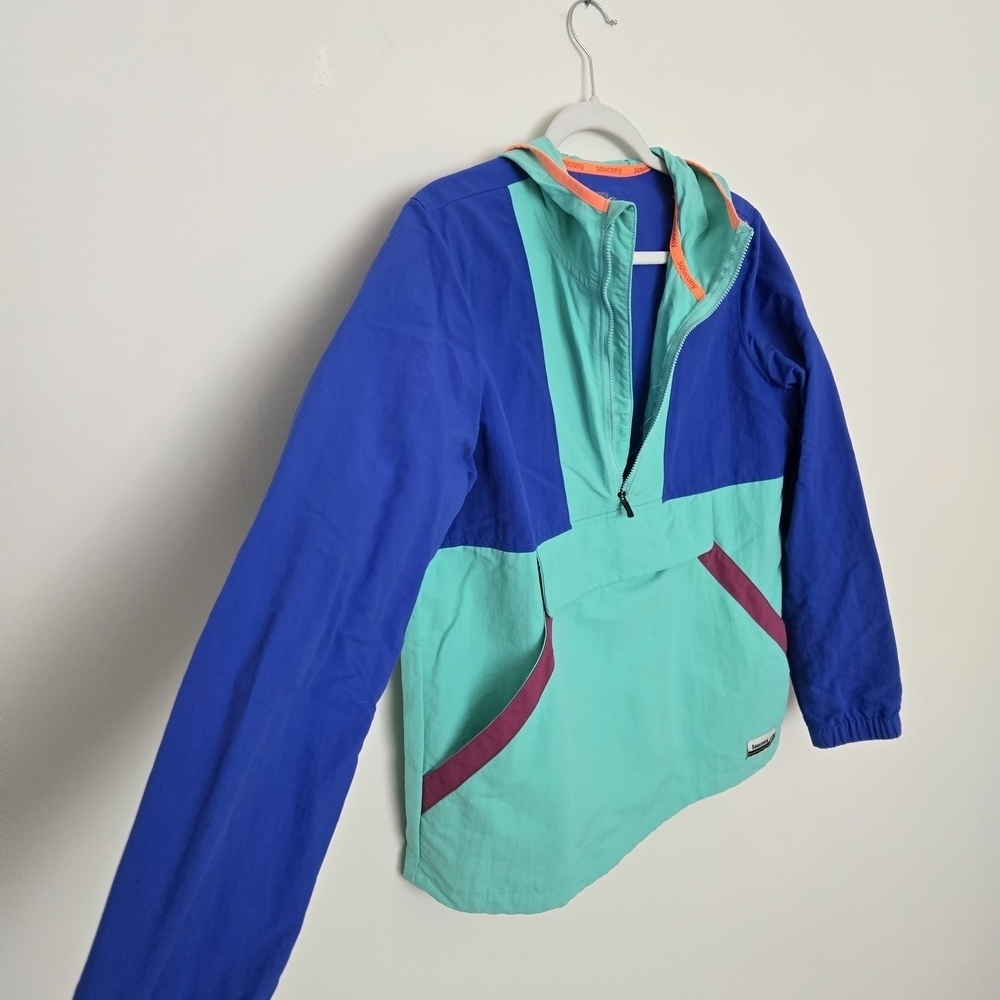 Saucony Colorful 80's inspired half-zip Pullover Windbreaker with hood | small